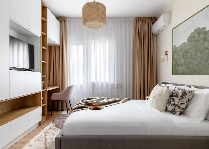 Holt - Out Of The Woods * بوخارست