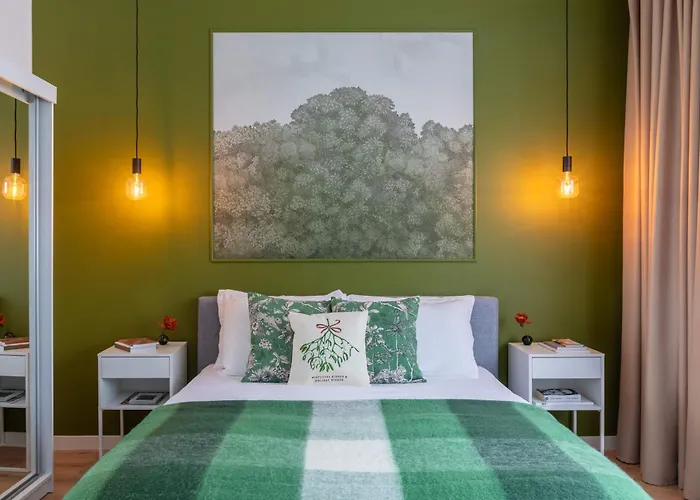 Holt - Out Of The Woods Appartement