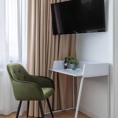 Holt - Out Of The Woods *