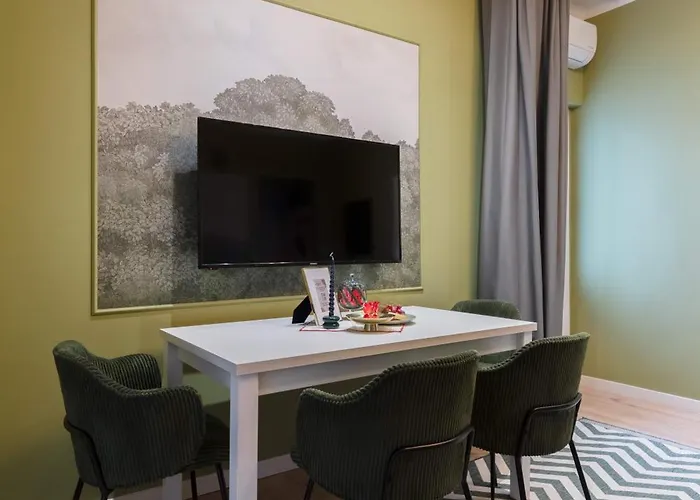 Apartament Holt - Out Of The Woods Bucureşti